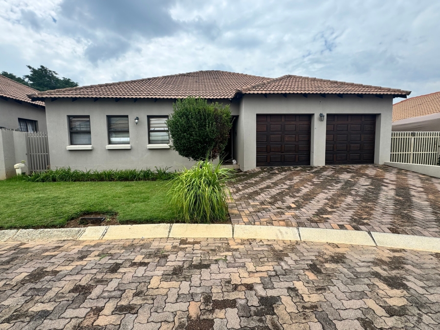 3 Bedroom Property for Sale in Wilkoppies North West
